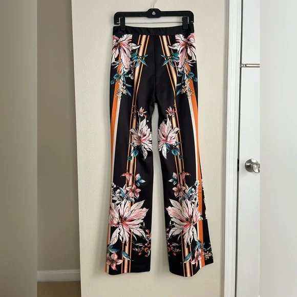 Akira High Waisted Wide Leg Flare Black Floral Striped Palazzo Pants Size M - Picture 6 of 7